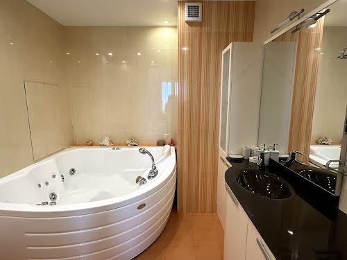 квартира за адресою Миколи Амосова вул., 4