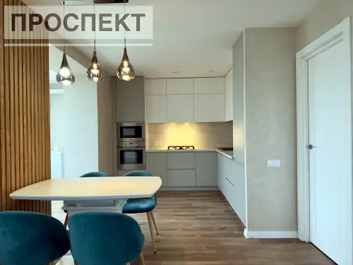 квартира за адресою Михайла Лушпи просп., 2/2