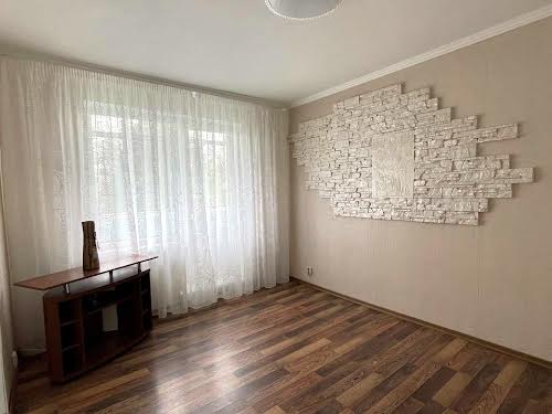 квартира за адресою Довженка вул., 5