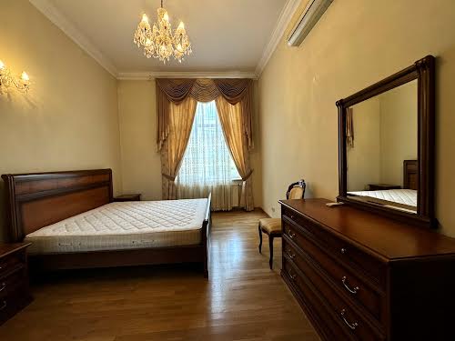 квартира по адресу Новаковского ул., 8
