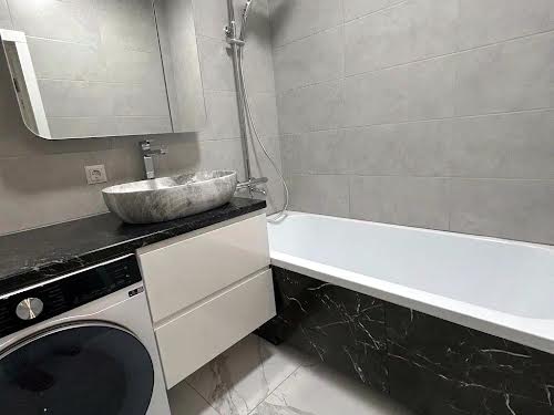 квартира за адресою Радісна, 2