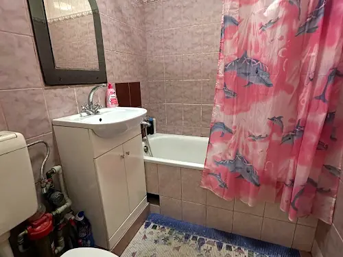 квартира за адресою Космонавтів просп., 17