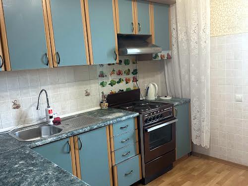 квартира за адресою Драгоманова вул., 31Б