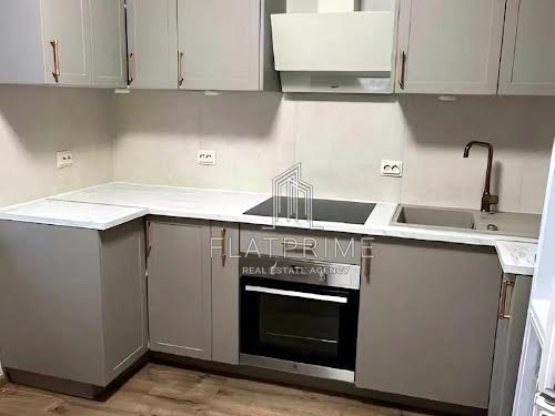 квартира за адресою Драгоманова вул., 8Б