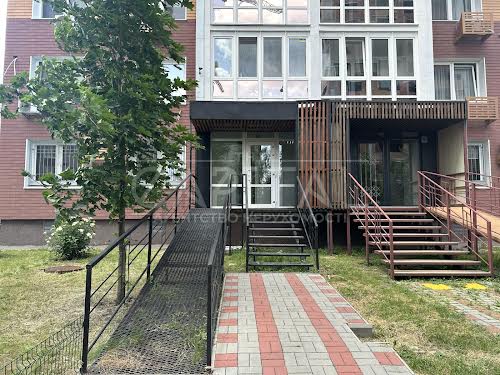 коммерческая по адресу Софии Русовой ул., 7