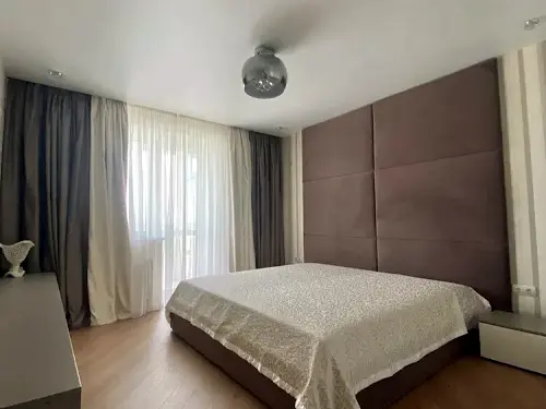 квартира за адресою Патріарха Мстислава Скрипника вул., 48-А