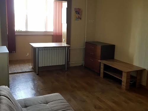 квартира за адресою Райдужна вул., 4