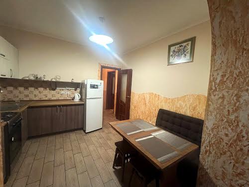 квартира за адресою Української Дивізії вул., 8б