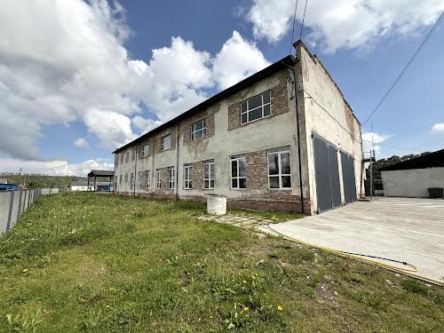 комерційна за адресою Леся Українка, 34