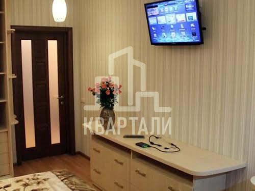 квартира за адресою Київ, Ернста вул., 16В