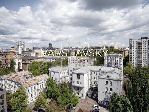 комерційна за адресою Жилянська вул., 68