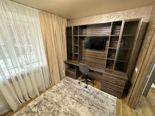 квартира за адресою В'ячеслава Чорновола вул., 2б