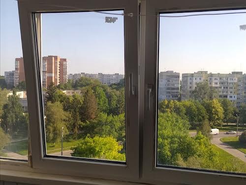 квартира за адресою Героїв України вул., 10 к2