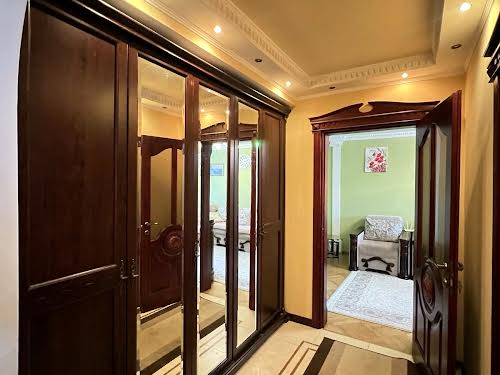квартира по адресу Володимира Великого, 63