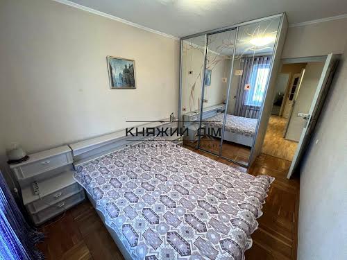 квартира за адресою Дніпровська набережна вул., 13