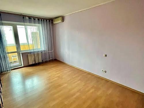 квартира по адресу Ревуцкого ул., 18