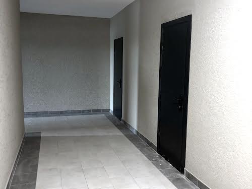 квартира за адресою Довженка вул., 4