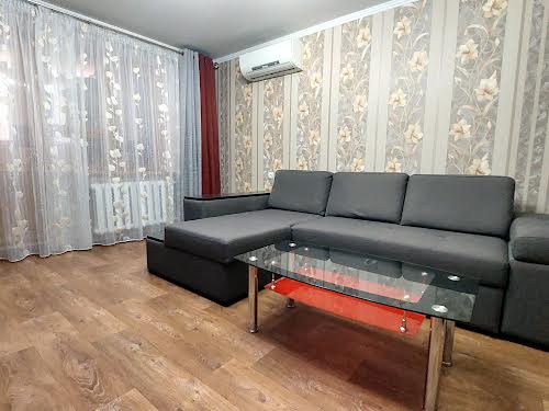 квартира за адресою Садовая, 9