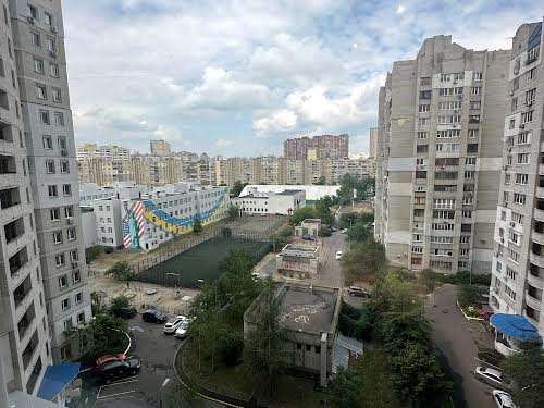 квартира за адресою Драгоманова вул., 31Б