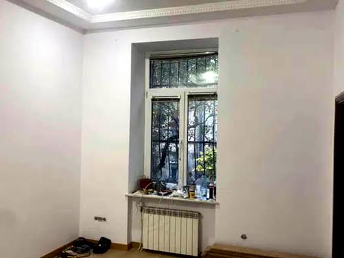 квартира за адресою Михайла Старицького вул., 4