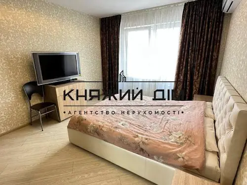 квартира за адресою Бориса Гмирі вул., 14-Б