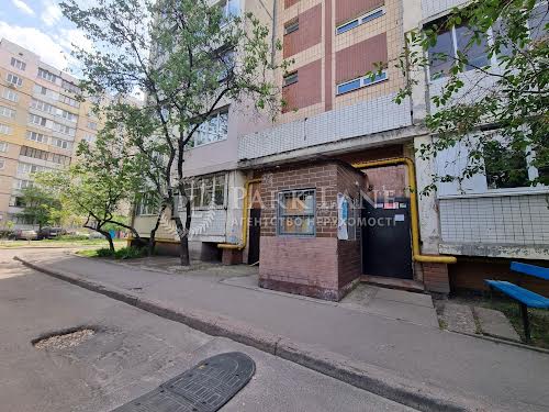 квартира по адресу Ревуцкого ул., 17б