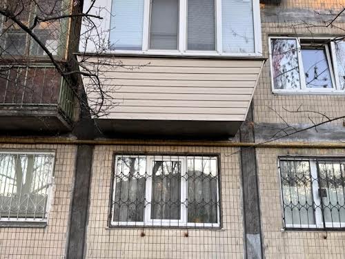 квартира по адресу Строителей ул., 12-Б
