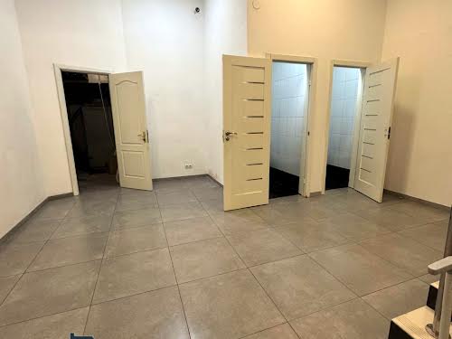 коммерческая по адресу Гімназійна, 26
