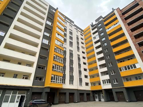 квартира за адресою Степана Бандери вул., 32/1