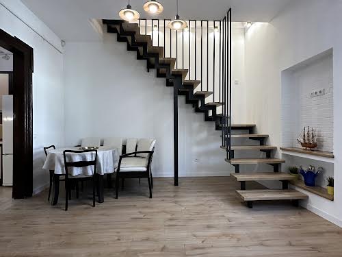 квартира за адресою Меретина, 9