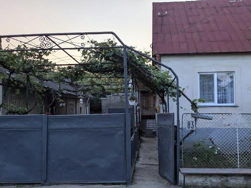 будинок за адресою с. Руське Поле, Лазівська, 83