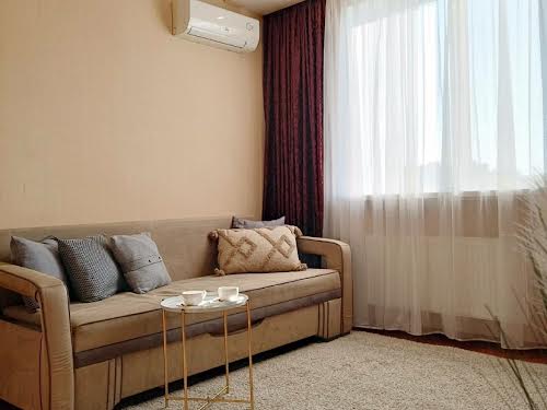 квартира за адресою Шота Руставелі вул., 9