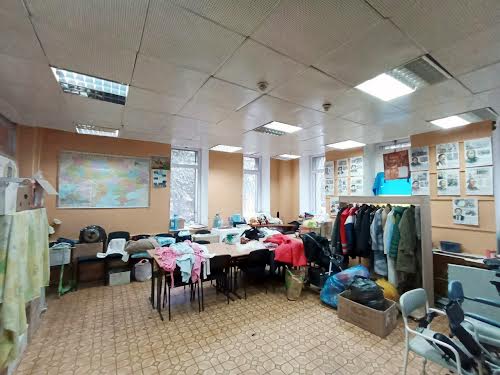 коммерческая по адресу Героїв у ул. (Театральна), 10