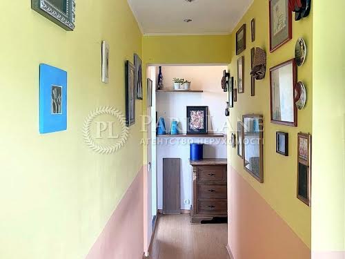 квартира за адресою Романа Ратушного вул. (Волгоградська), 37