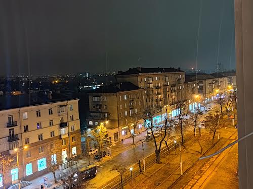 квартира по адресу Дмитрия Яворницкого просп. (Карла Маркса), 100