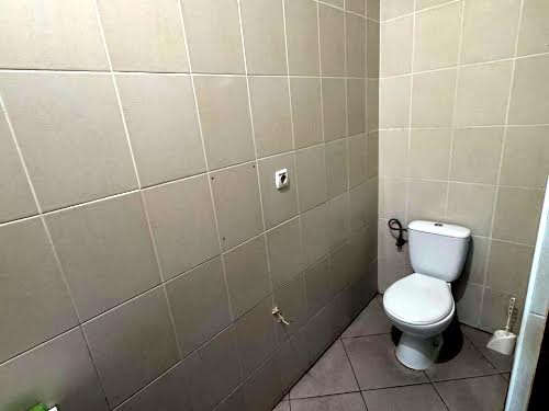 комерційна за адресою Пантелеймона Куліша вул., 24