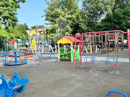квартира за адресою Святошинська пл., 1