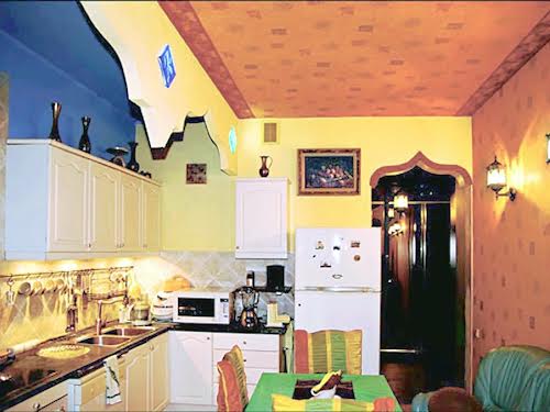квартира за адресою Шота Руставелі вул., 44