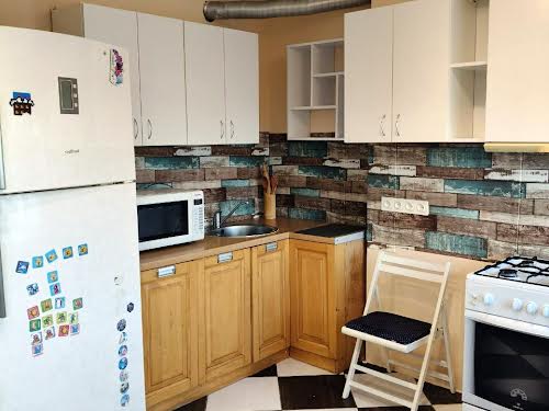 квартира за адресою Янтарна вул., 79