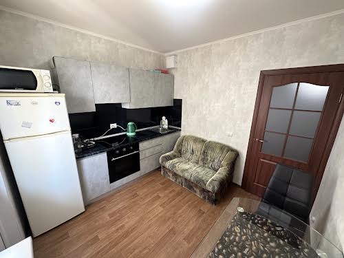 квартира за адресою Софії Русової вул., 7