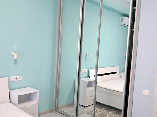 квартира за адресою Михайла Максимовича, 28Д