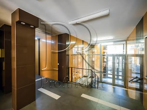 квартира за адресою Регенераторна вул., 4
