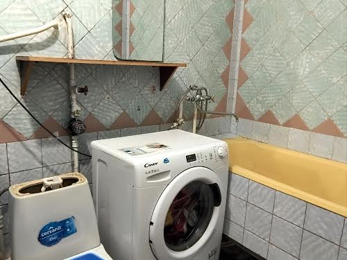 квартира за адресою Заводська вул., 61