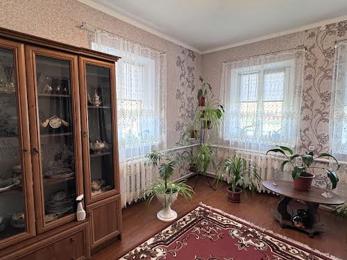 дом по адресу Центральна, 1 