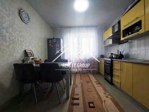 квартира за адресою Незалежносты України, 26
