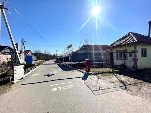 будинок за адресою Київська вул., 1