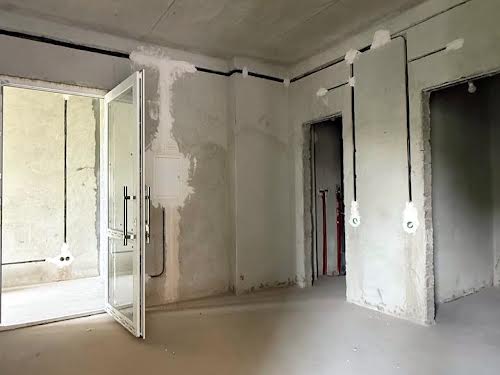 комерційна за адресою Бережанська вул., 56