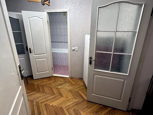 квартира за адресою Митрополита Петра Могили вул., 10
