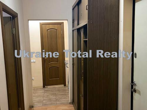 квартира за адресою Анни Ахматової вул., 19