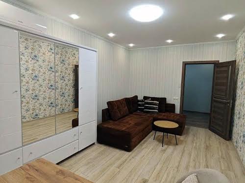 квартира за адресою Драгоманова, 4А